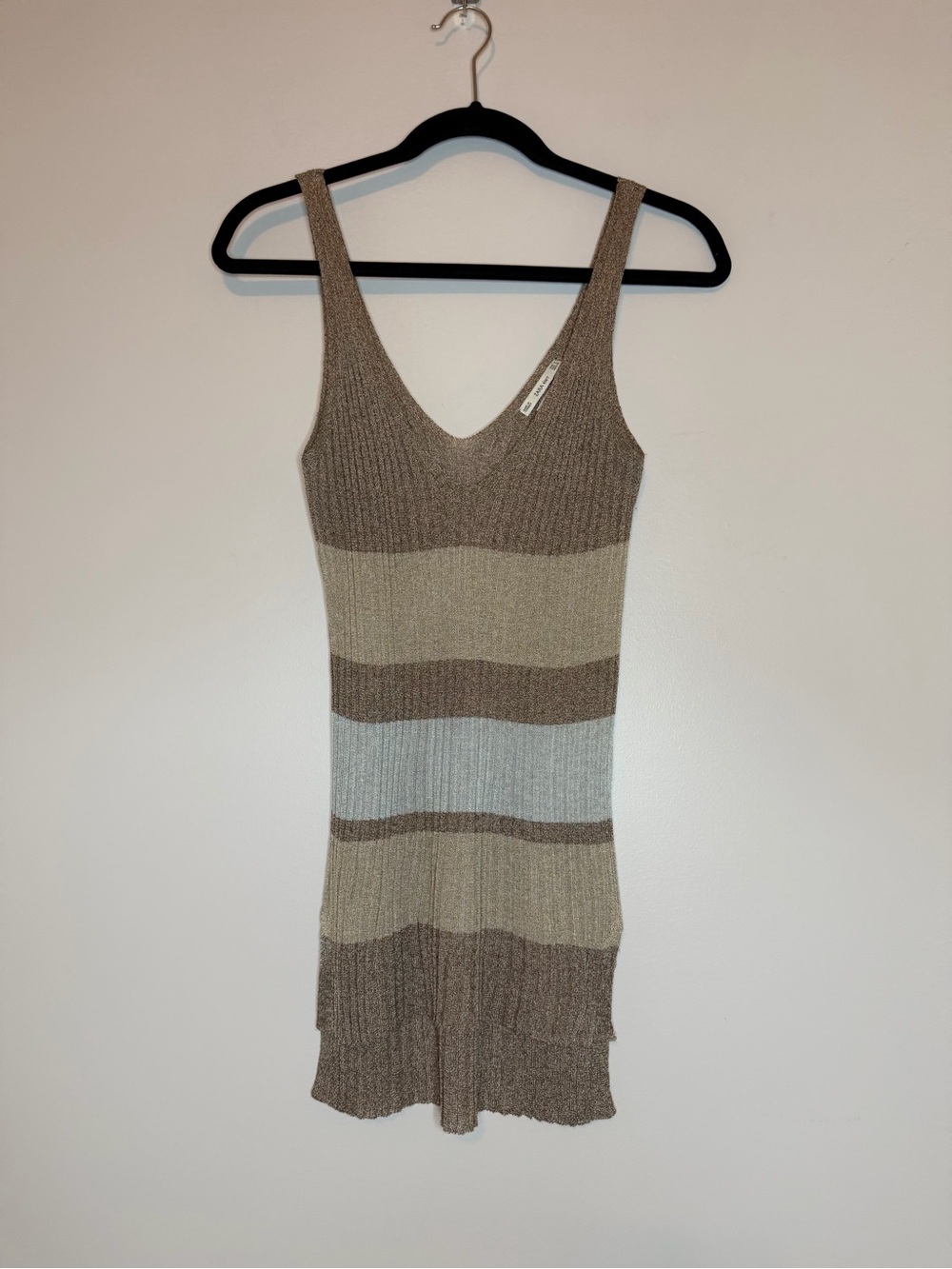 Zara Metallic Knit Striped Sleeveless Tank Top V Neck Semi Sheer Size Small